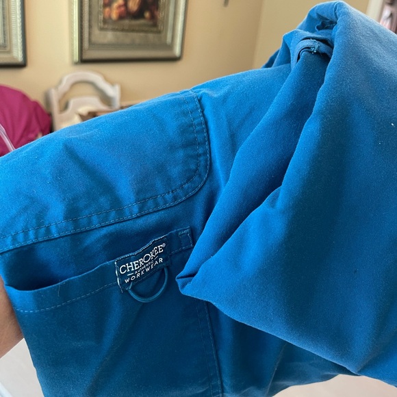 Cherokee workwear scrub set large - Picture 4 of 5